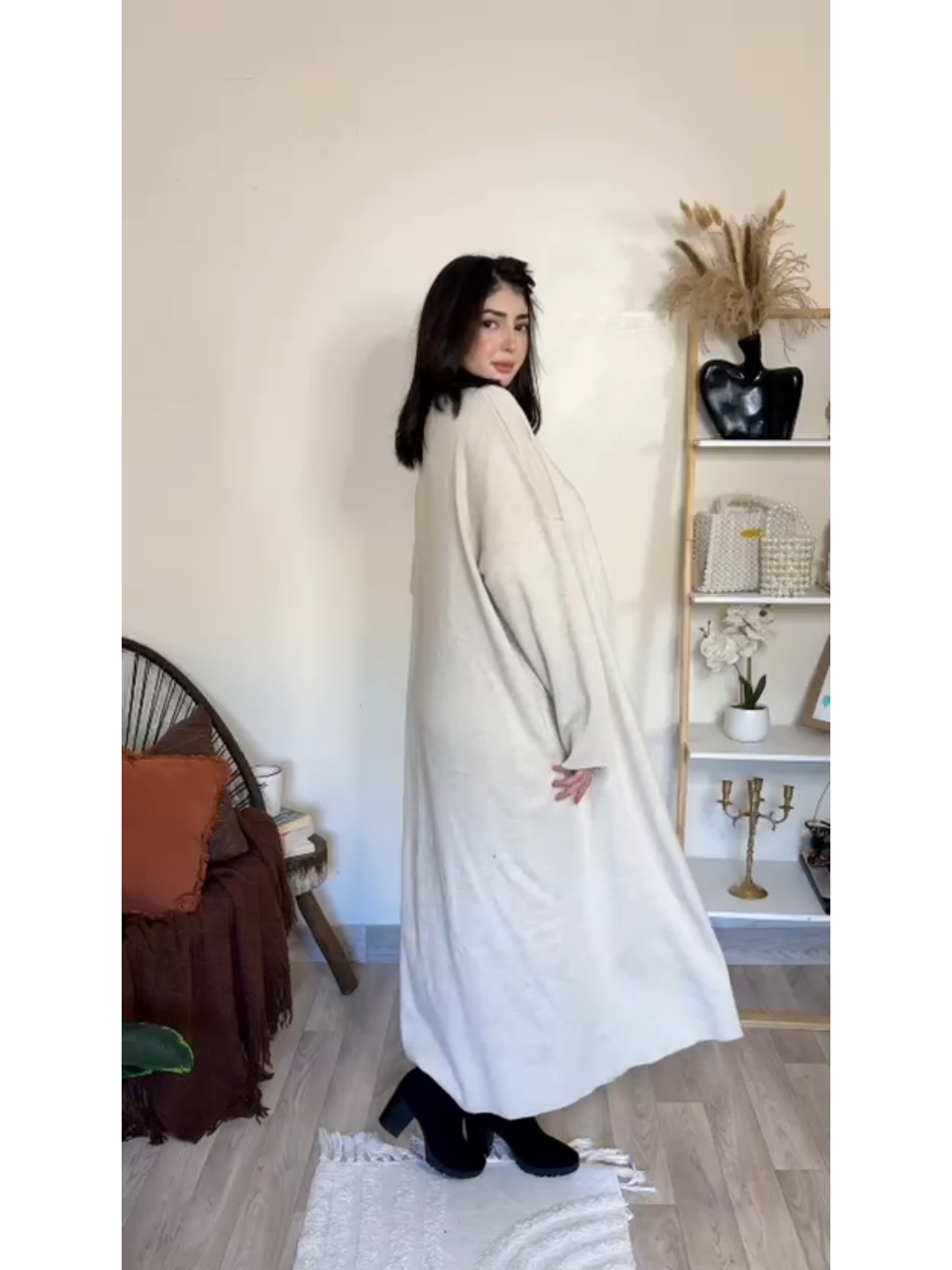 Ensemble robe et cardigan en laine maillée