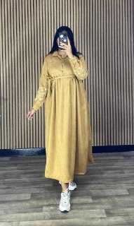 Robe cloche brodée en daim simili