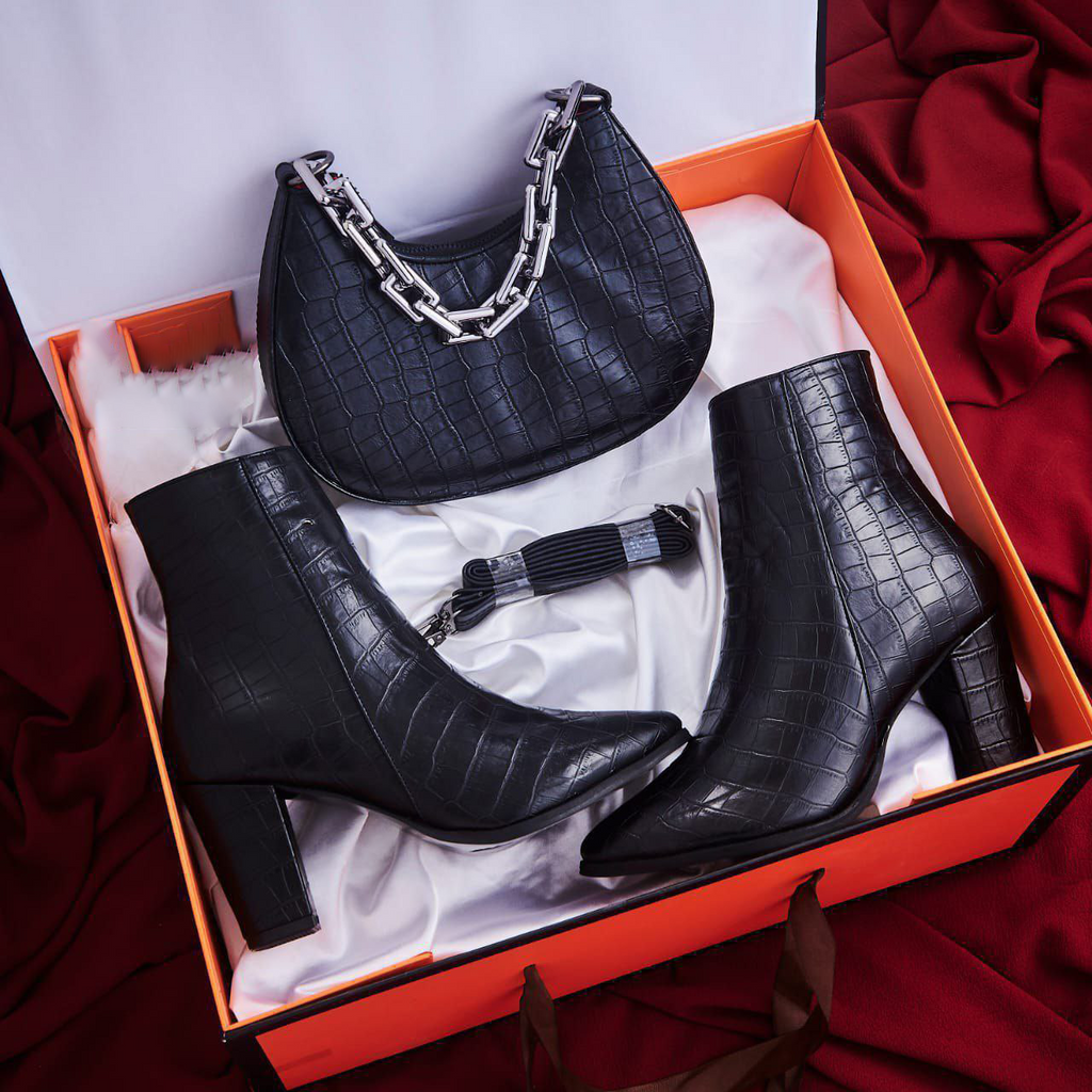 حذاء وحقيبة Croc 'n' Roll