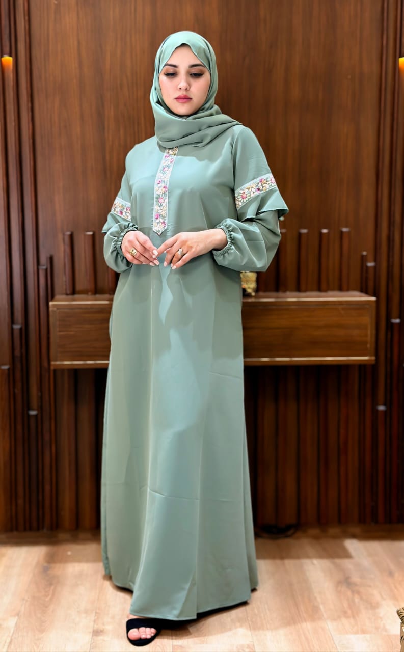 Abaya de prière brodée