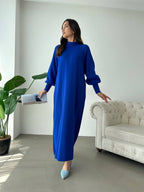 فستان من الصوف بلون واحد