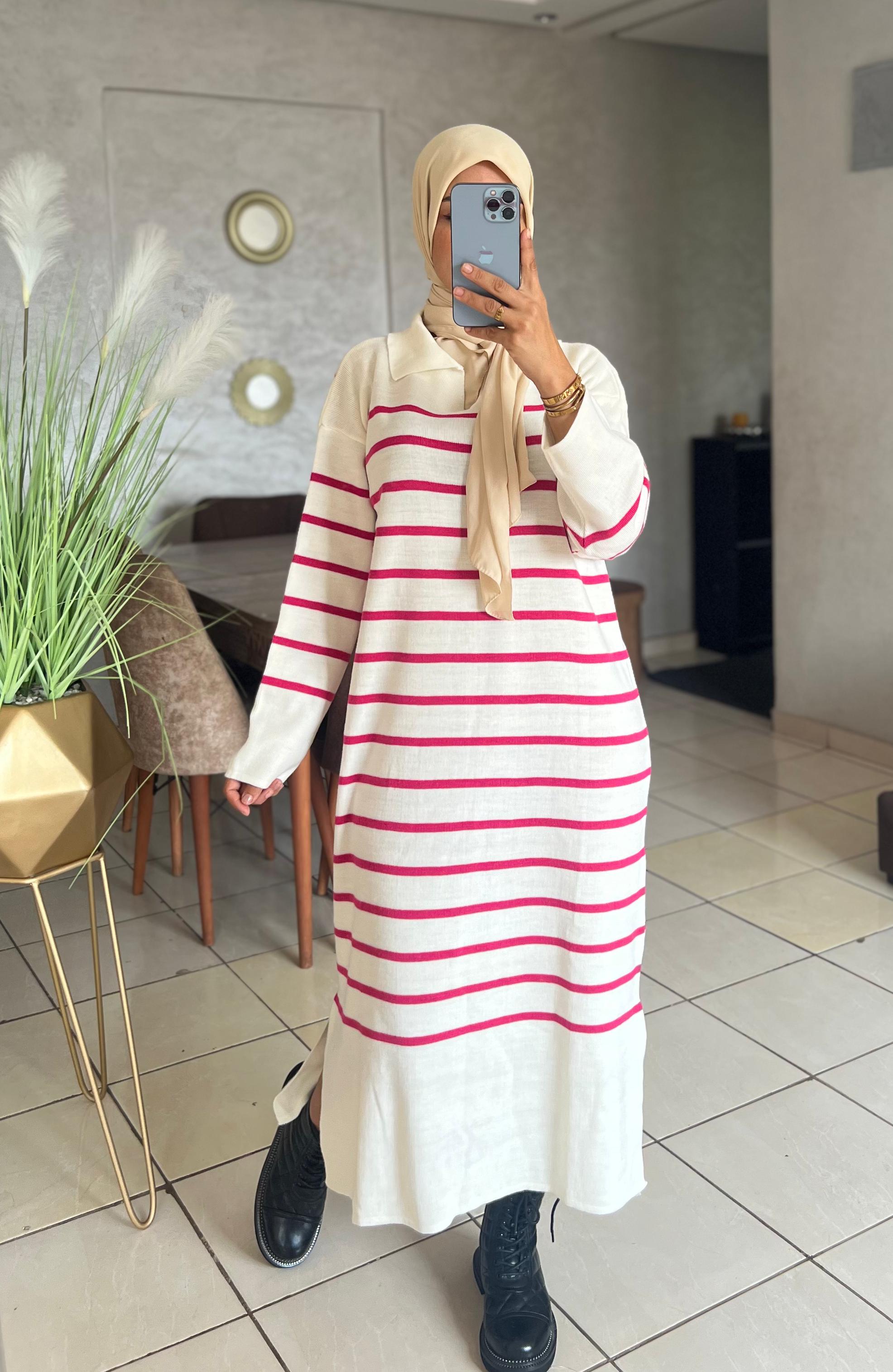 فستان صوف مخطط