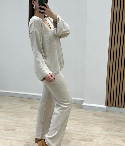 Ensemble pantalon et pull en laine