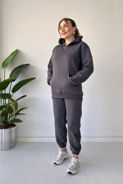 Ensemble sporty pantalon et hoodie