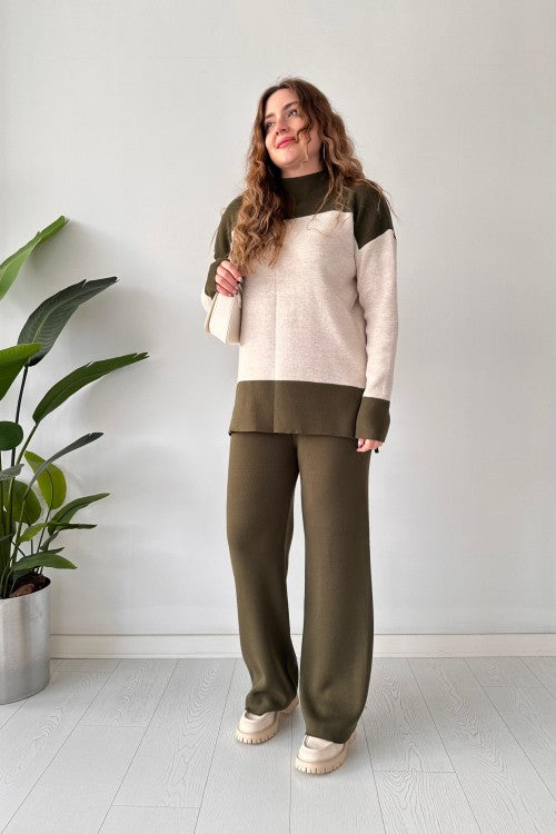 Ensemble pantalon et pull en laine rayé