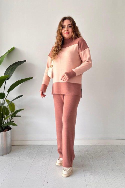 Ensemble pantalon et pull en laine rayé