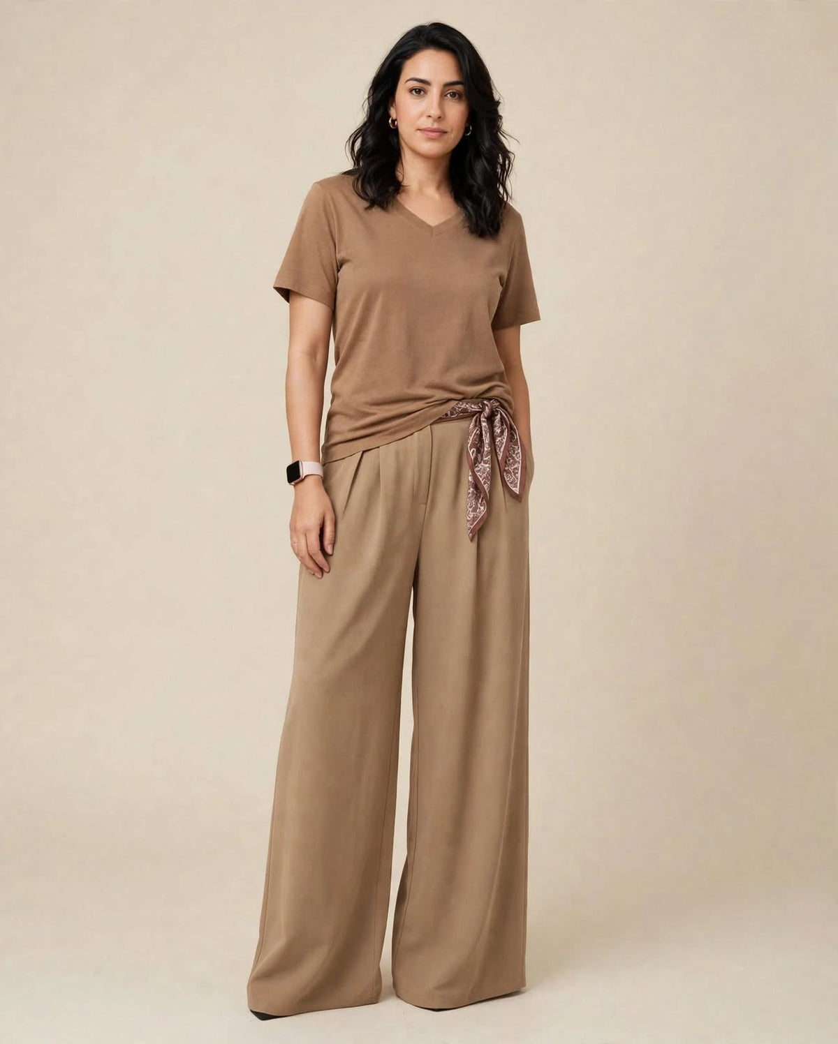 Pantalon en tissu crêpe oversize droit avec ceinture cravate