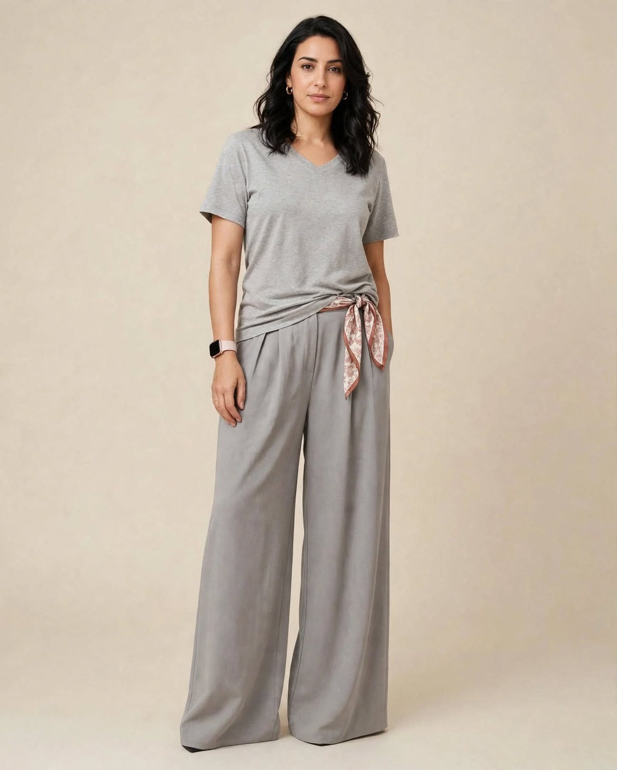 Pantalon en tissu crêpe oversize droit avec ceinture cravate