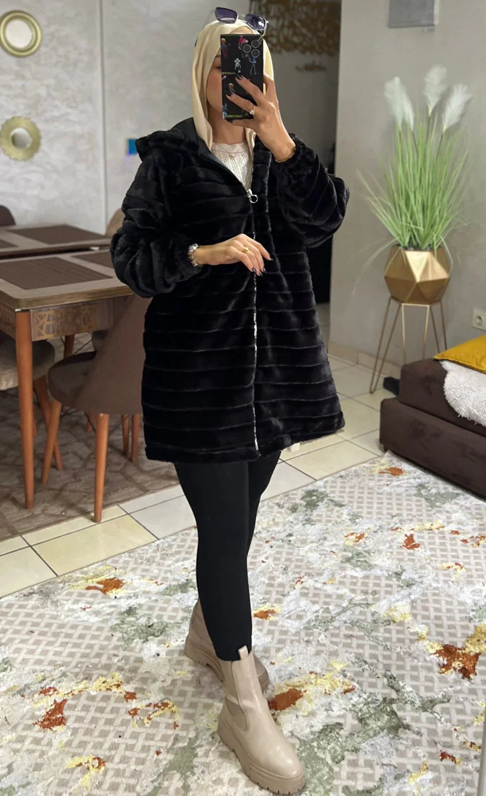 Manteau à capuche en fourrure