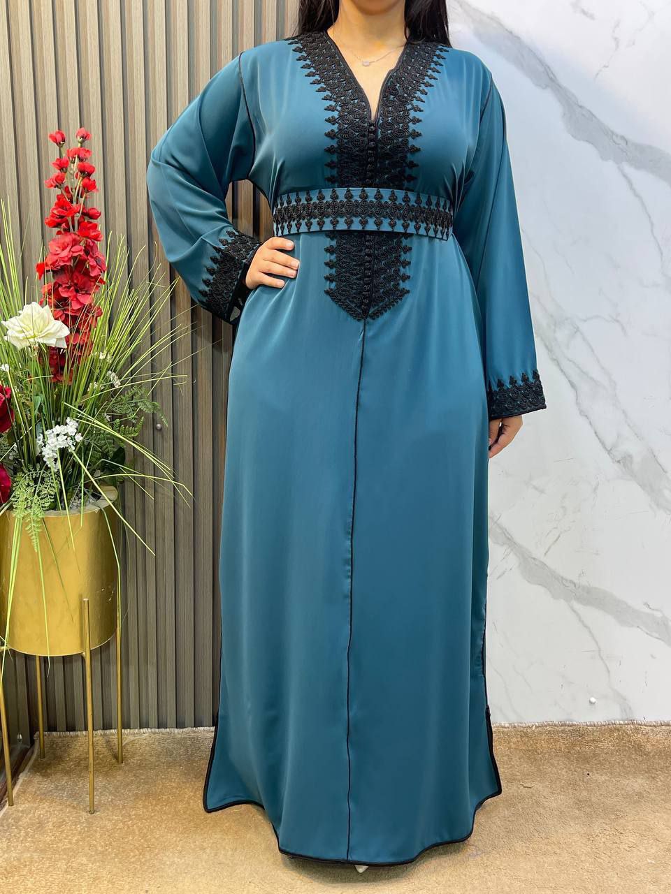 Caftan chic en crêpe de soie