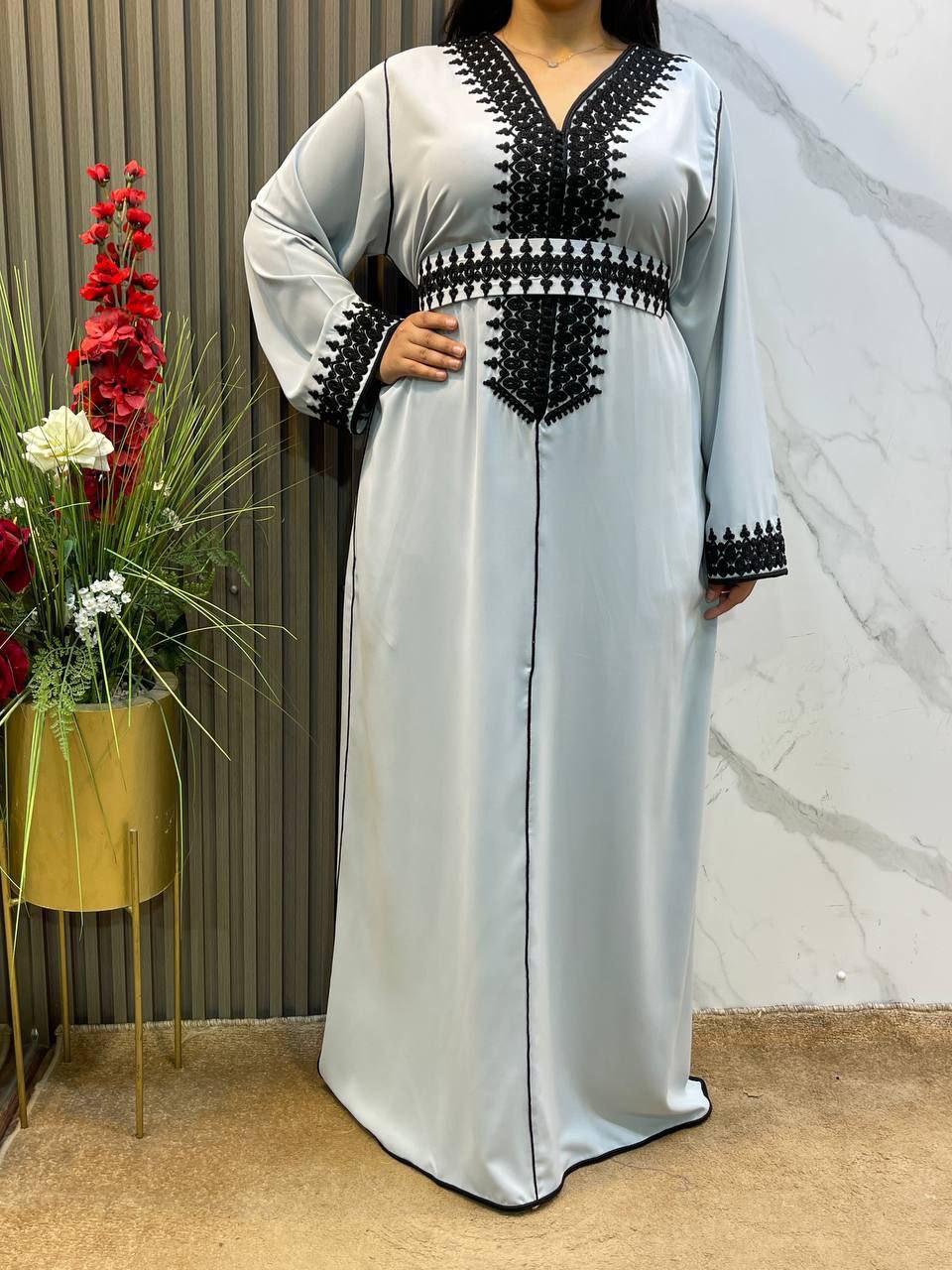 Caftan chic en crêpe de soie