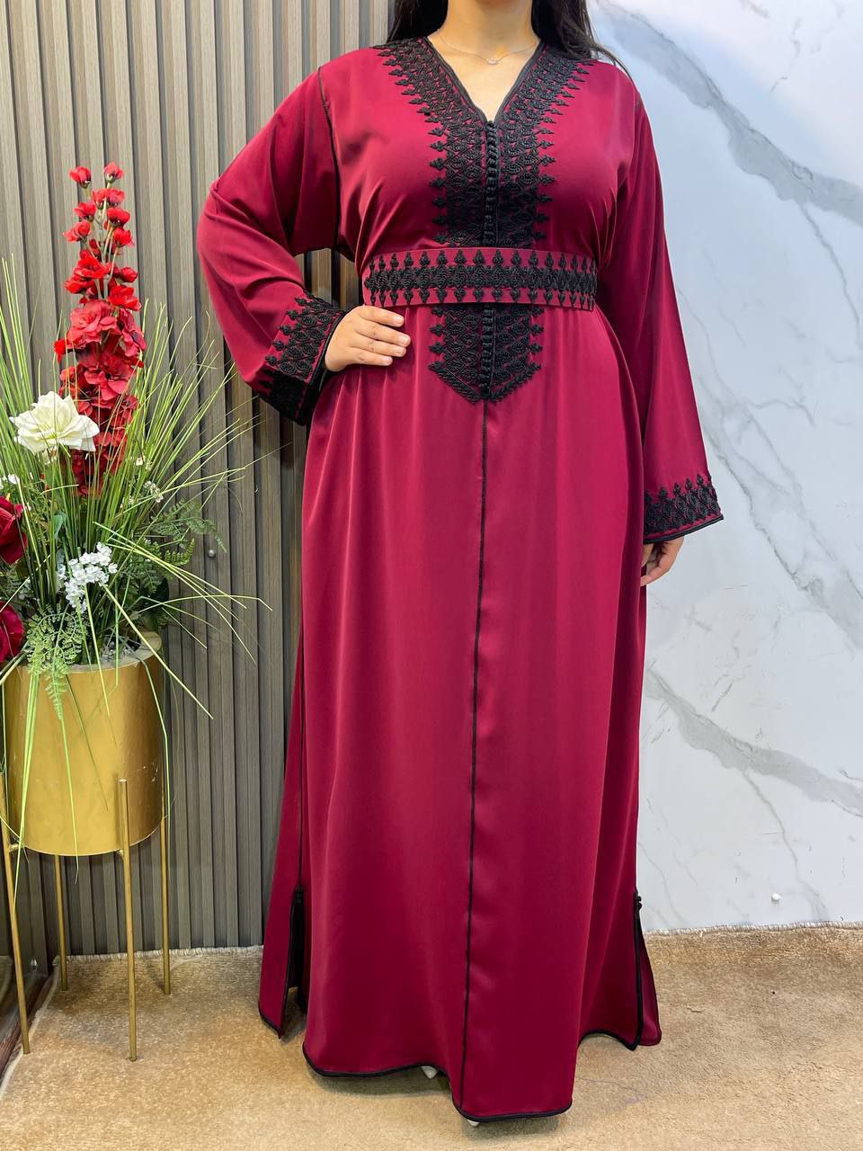 Caftan chic en crêpe de soie