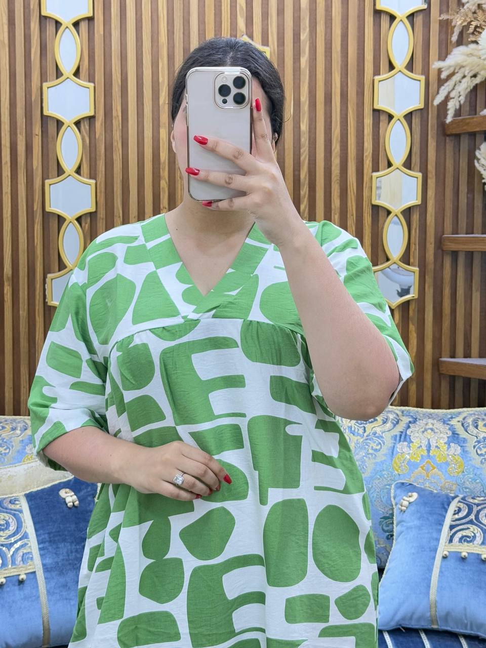 Robe Midi col V à motifs