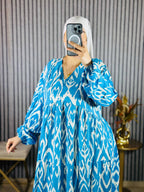 Robe cloche à manches bouffantes