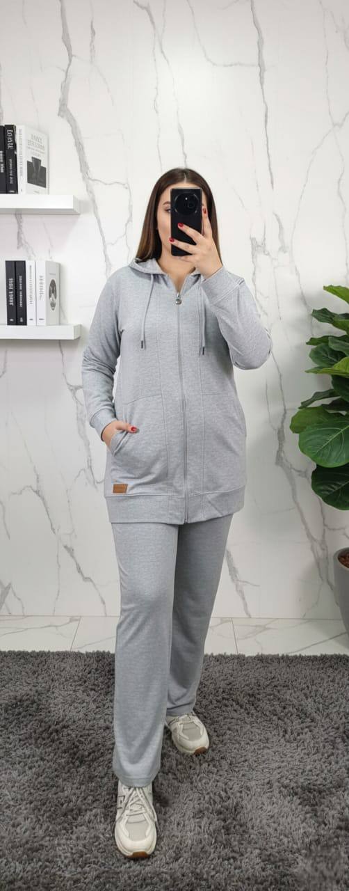 Survet à capuche et fermeture éclair