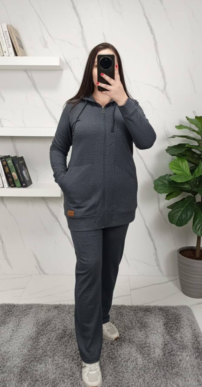 Survet à capuche et fermeture éclair