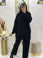 مجموعة رياضية أنيقة من القماش الخاص