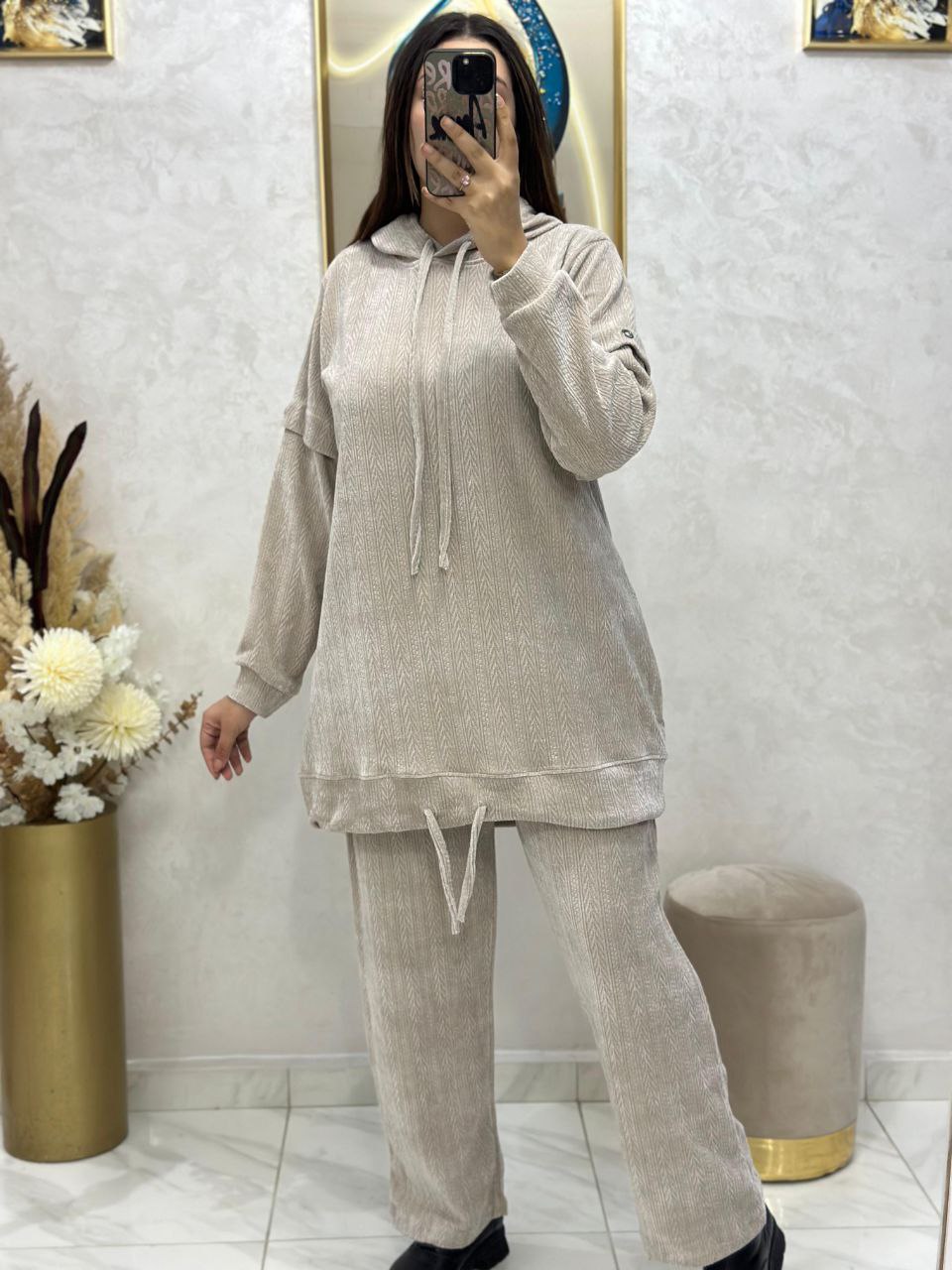 Ensemble sport chic en tissu spécial