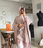 Cape en laine à motifs