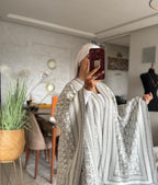 Cape en laine à motifs