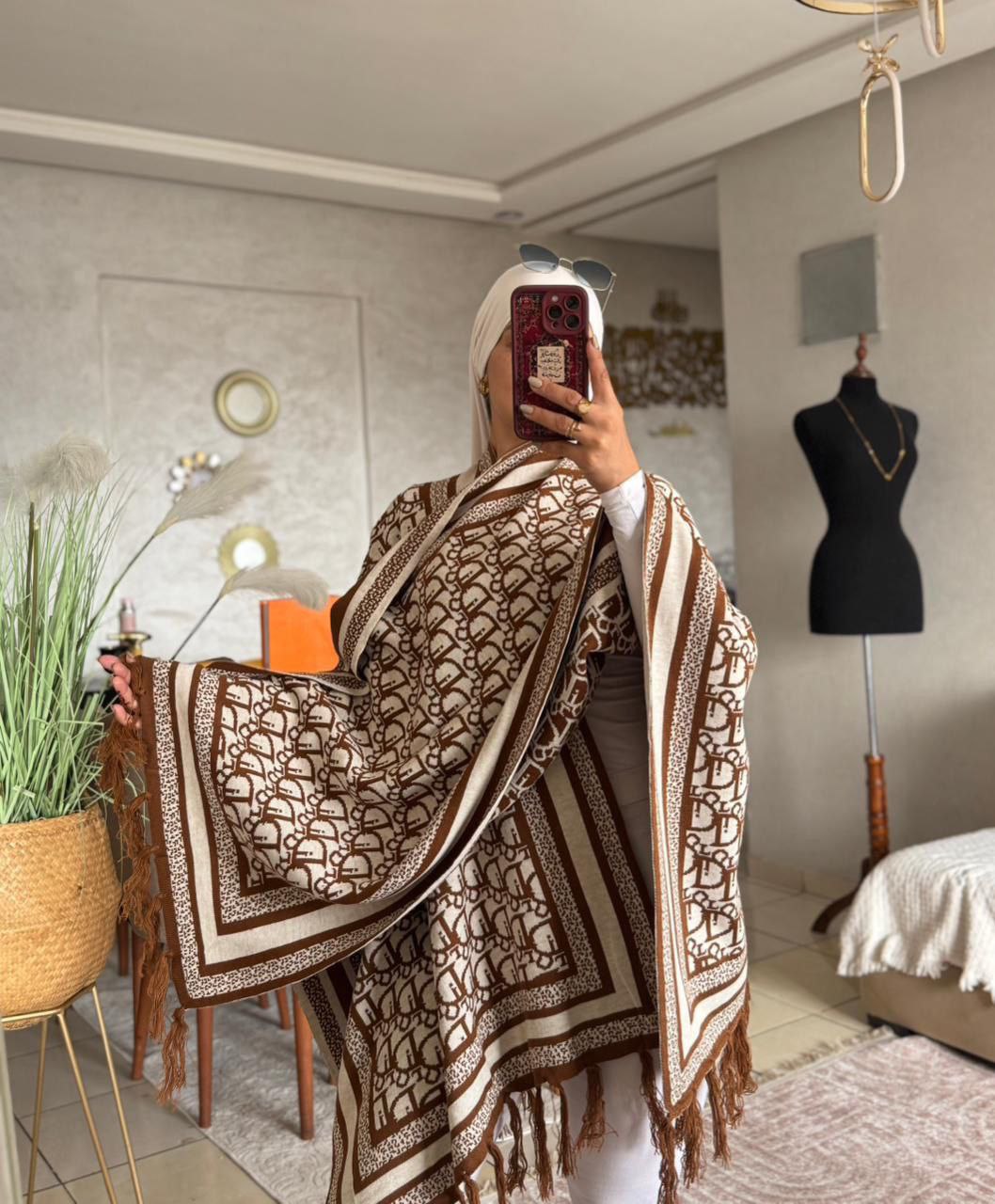 Cape en laine à motifs