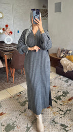 فستان صوف بأكمام إنجليزية