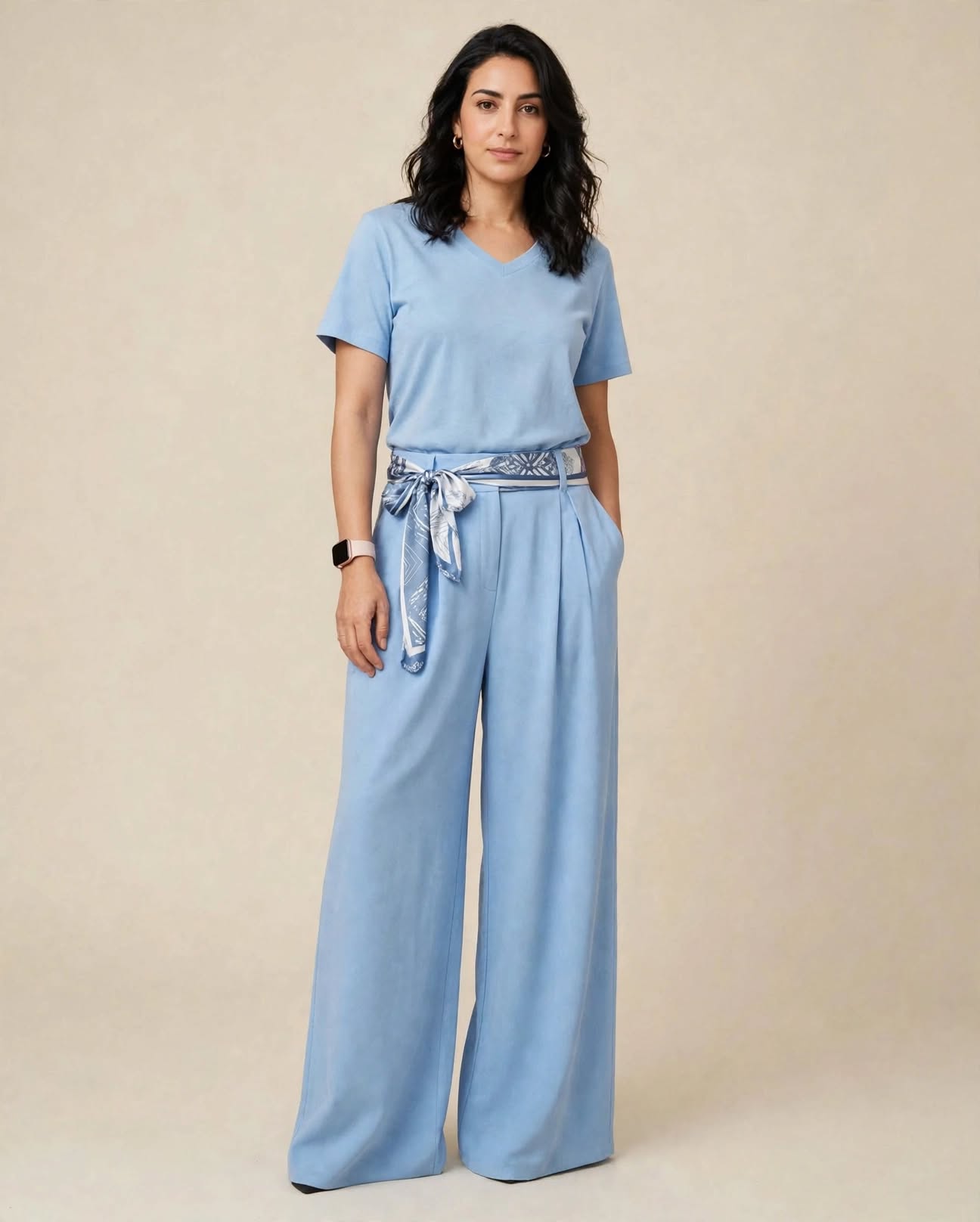 Pantalon en tissu crêpe oversize droit avec ceinture cravate